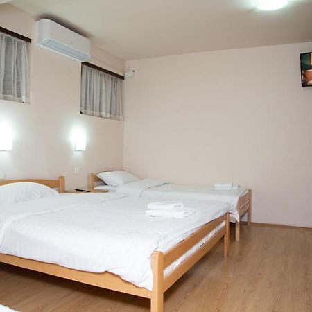 Motel Imperija Ub Exteriör bild