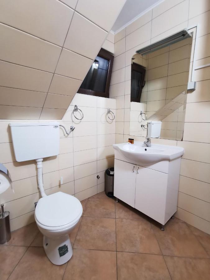 Motel Imperija Ub Exteriör bild