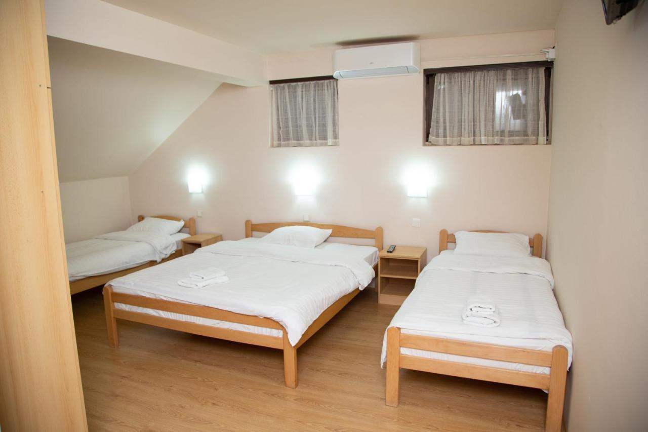 Motel Imperija Ub Exteriör bild