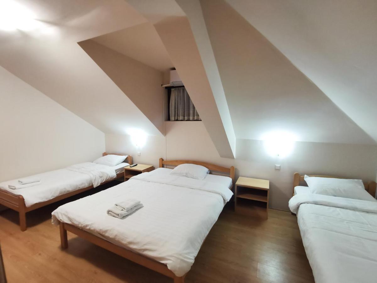 Motel Imperija Ub Exteriör bild